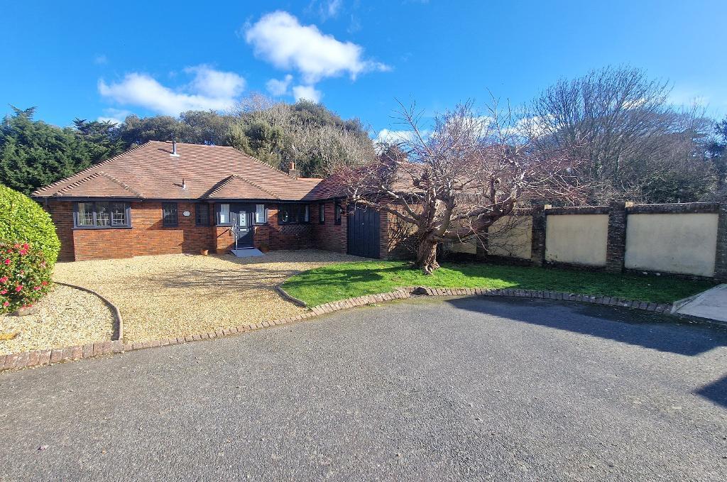 Main image of property: 3 Holmwood Close, Bembridge, Isle of Wight, PO35 5TT