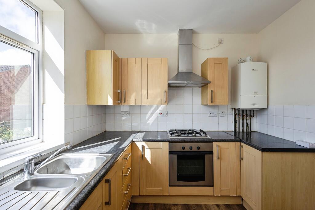 Apartment in Southsea, Milton - View 5