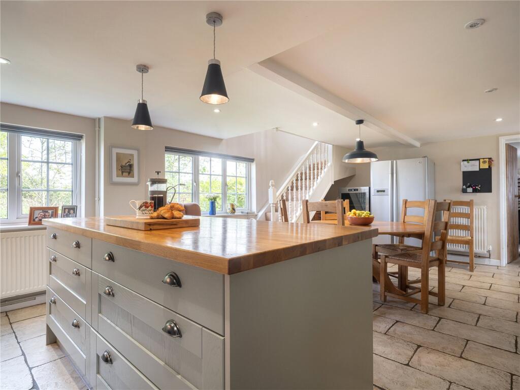 Tockenham, Swindon, SN4 photo 2