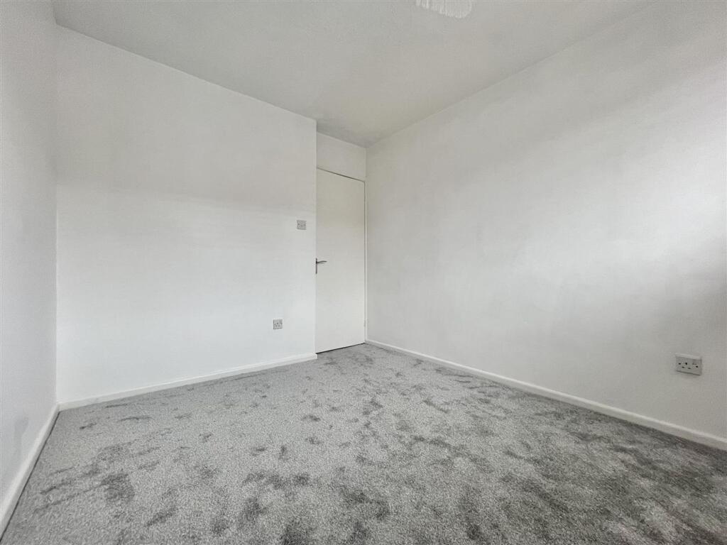 Apartment in Dorchester - More