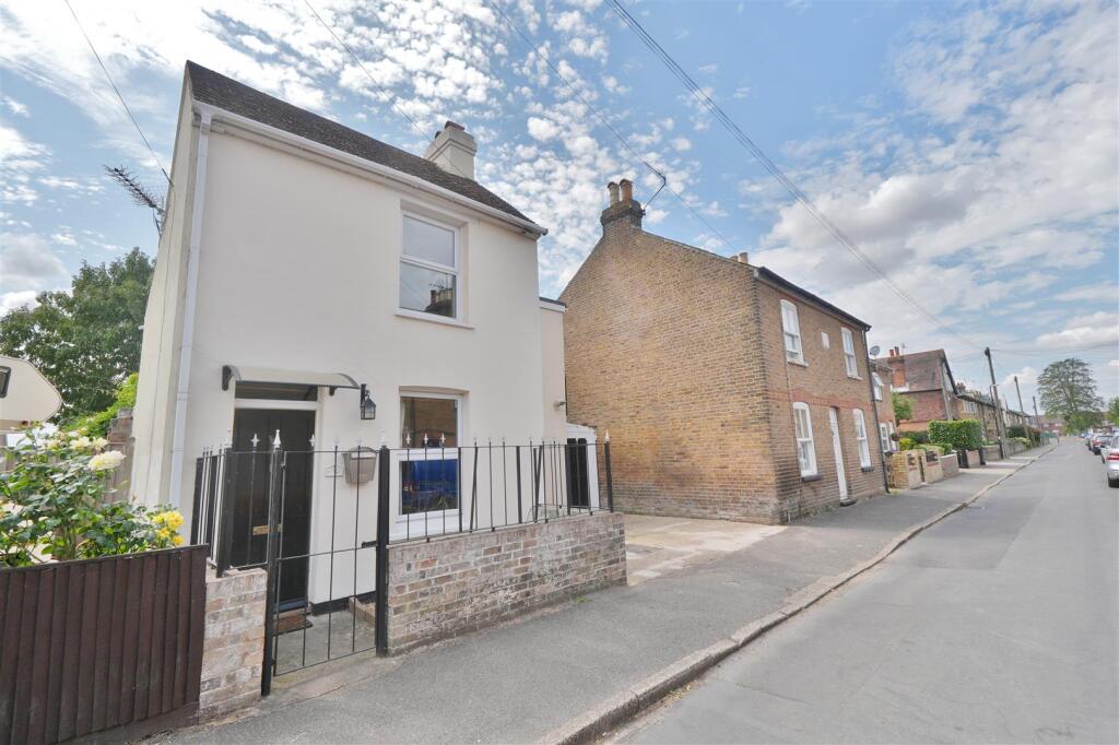 Main image of property: Alma Road, Eton Wick, Windsor