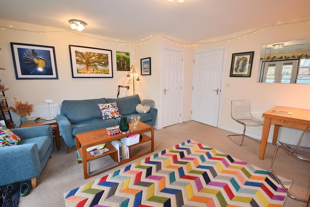 West Park Drive, Macclesfield, SK10 photo 3