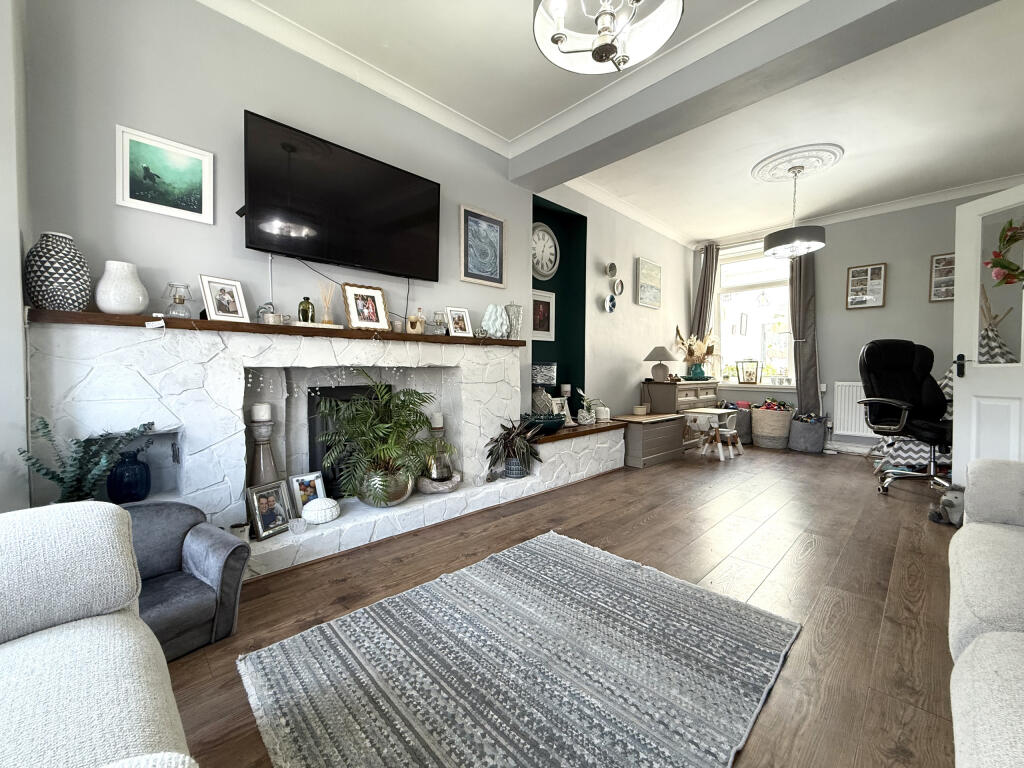 House in Aberdare, Aberaman North - View 3