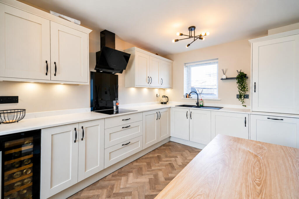 House in Sunderland - View 5