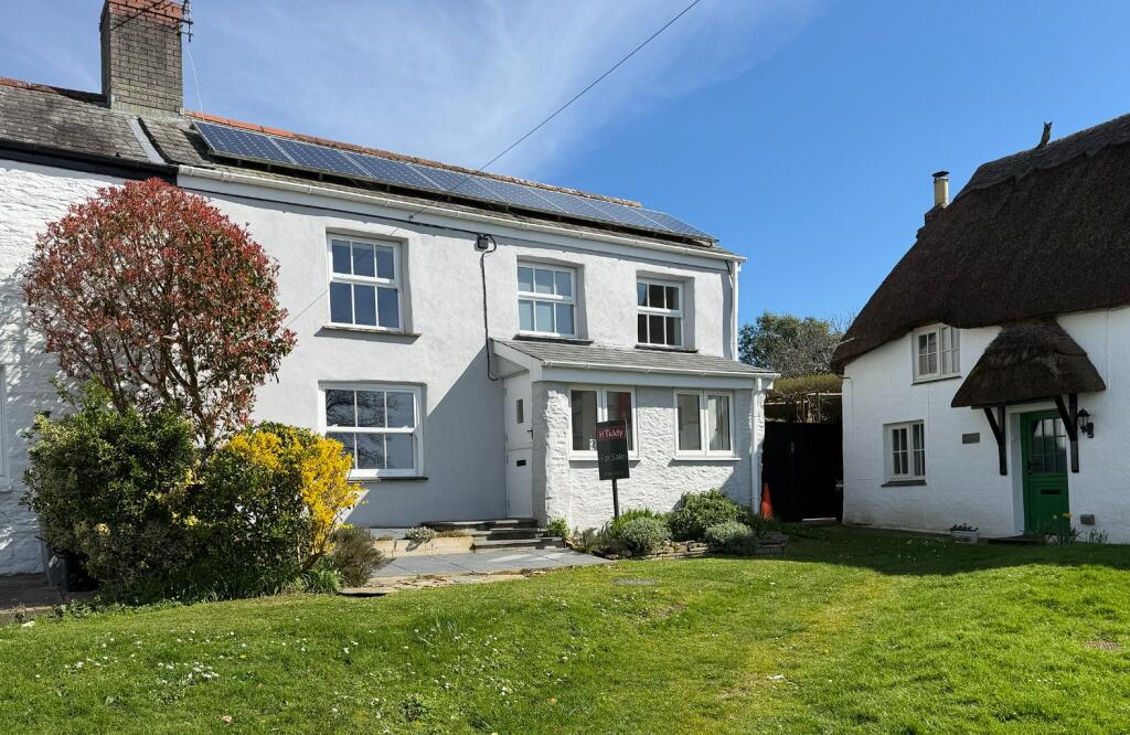 Main image of property: The Square, Tregony
