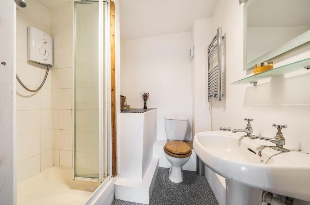 House in West Oxfordshire, Upper Milton, Milton-under-Wychwood - View 5