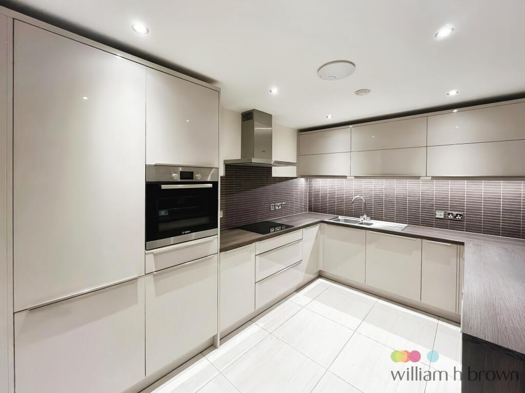 Main image of property: Waterside North, LINCOLN