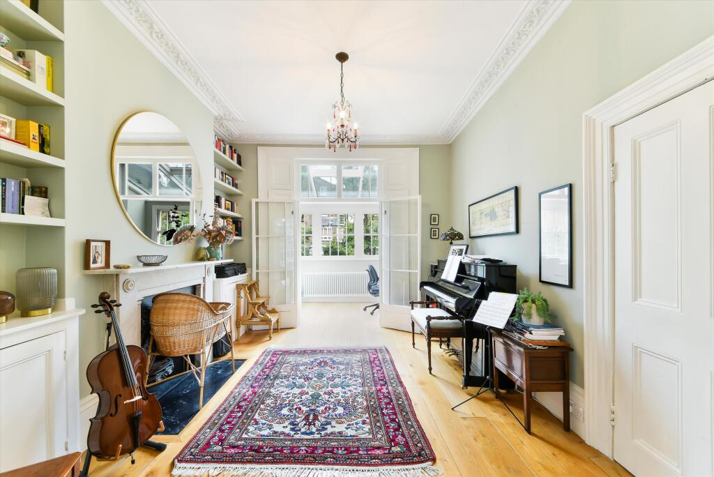 Main image of property: Thornhill Square, London, N1.