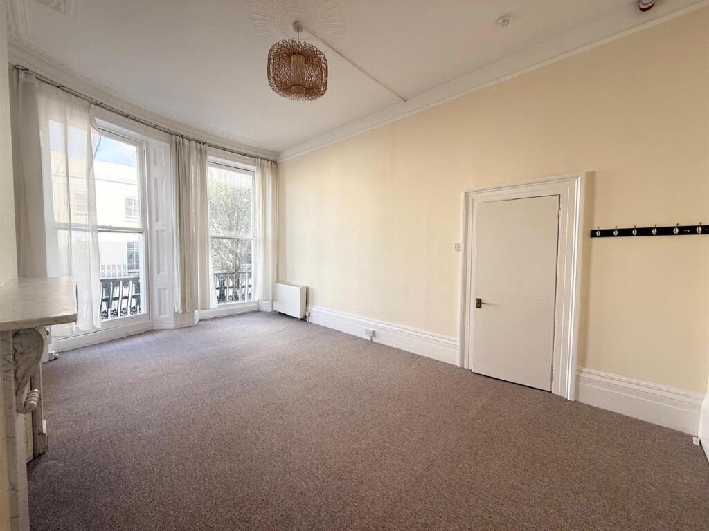 Lansdowne Place, Hove photo 3