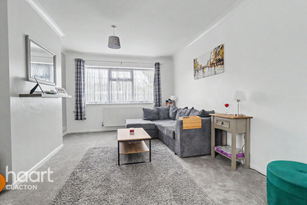 House in Clacton-on-Sea, Jaywick - View 3