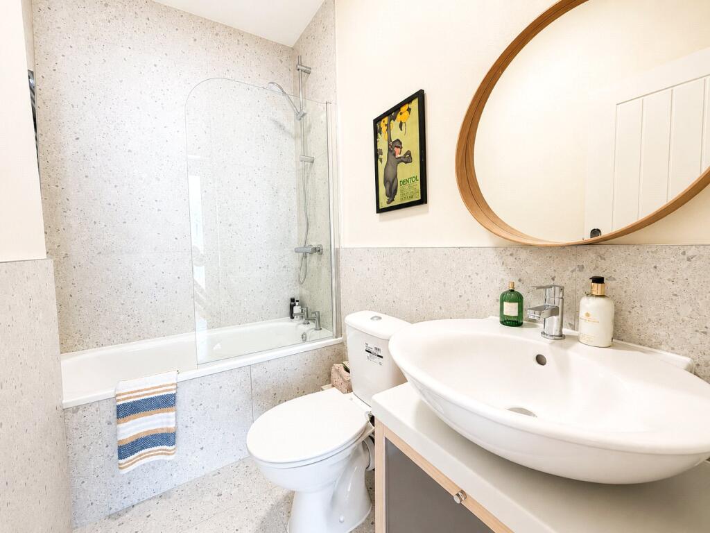 Apartment in London, Crofton Park, Brockley - View 3