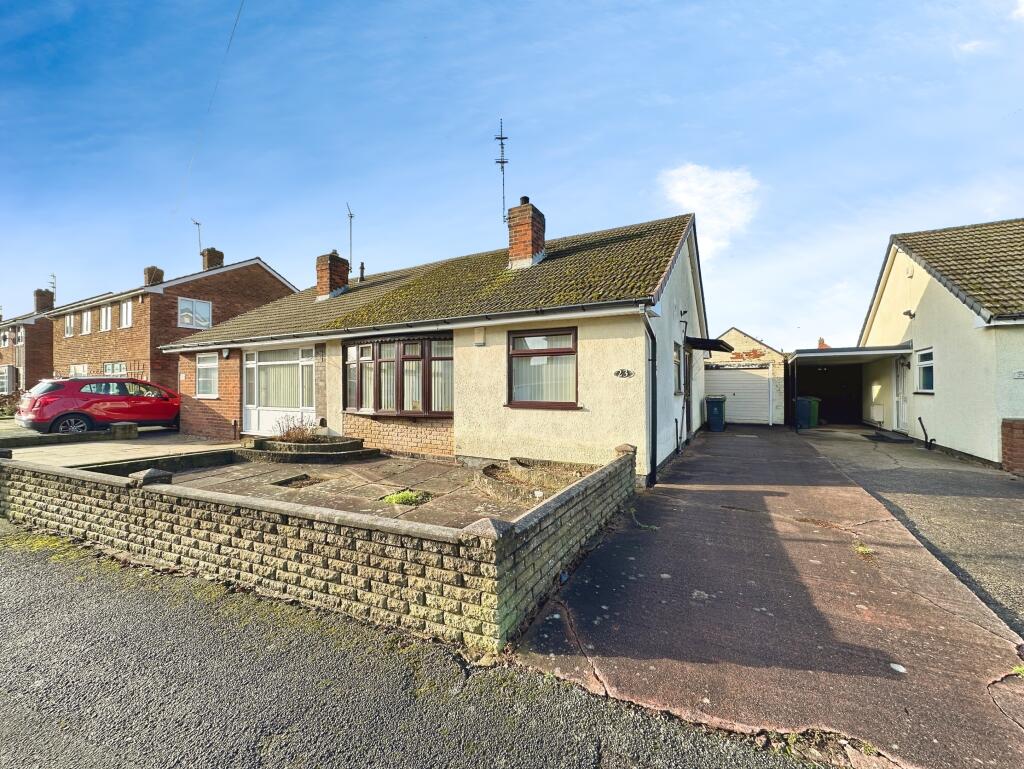 2-bed semi-detached on Heath Acres, Wednesbury, WS10, £200,000