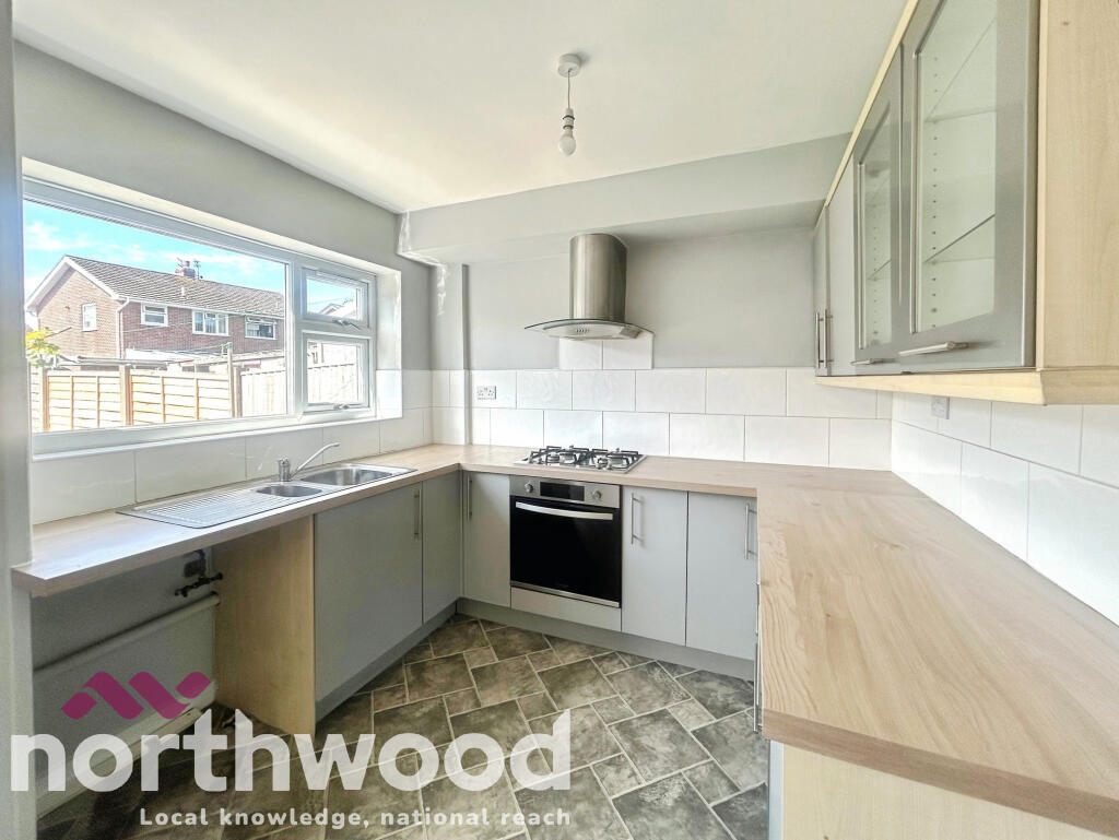 Sawdon Avenue, Kew, Southport, PR8 photo 3