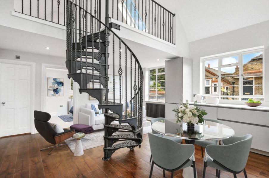 Main image of property: Richmond Green, Richmond, TW9