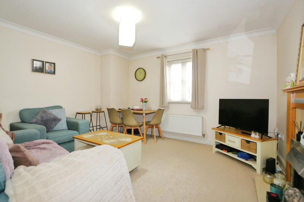 Rescue Way, Ashby-De-La-Zouch, LE65 photo 2