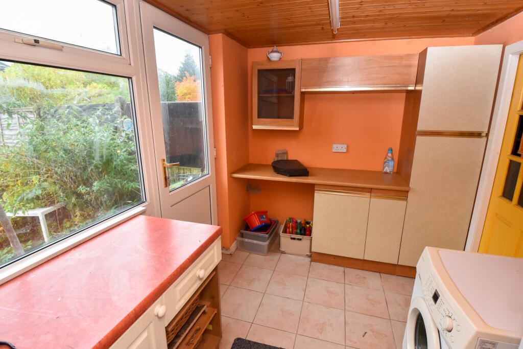 Shawe Hall Crescent, Flixton,Manchester, M41 6EN photo 5