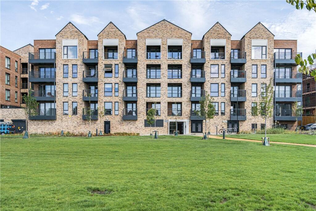 Main image of property: Munda Way, Oxford, Oxfordshire, OX2