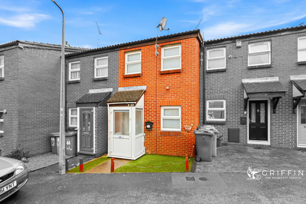 Main image of property: Water Lane, Purfleet-On-Thames, RM19