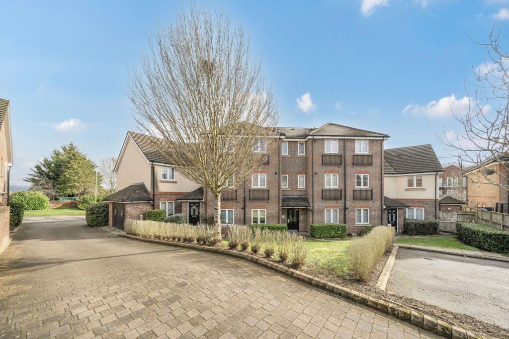Main image of property: Park Avenue, Bushey