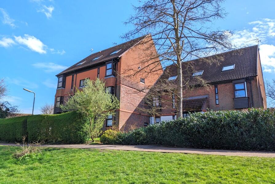 Main image of property: Goldsworth Park, Woking, Surrey, GU21