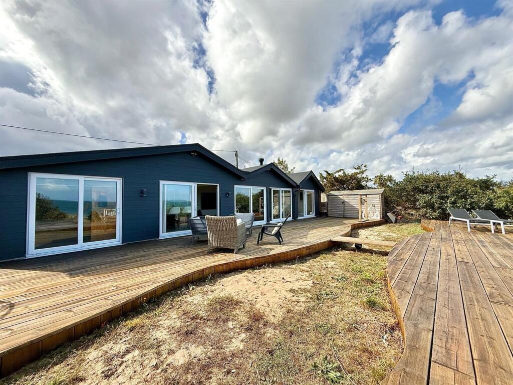 Main image of property: The Glebe, Hemsby