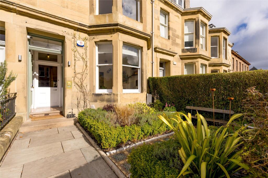 House in Edinburgh, The Grange - View 2