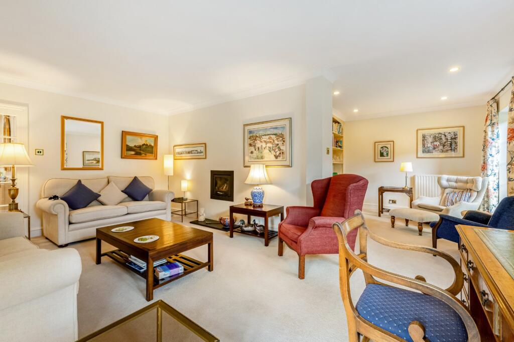House in Harpenden, Roundwood - View 4