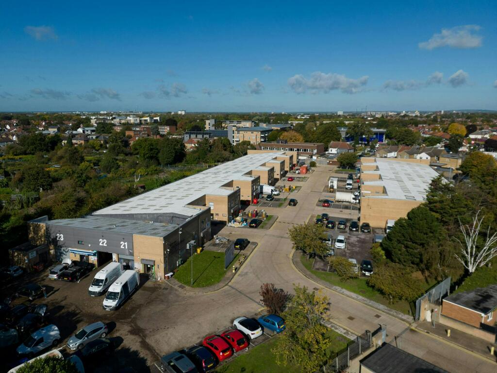 Unit 18, Heston Industrial Mall