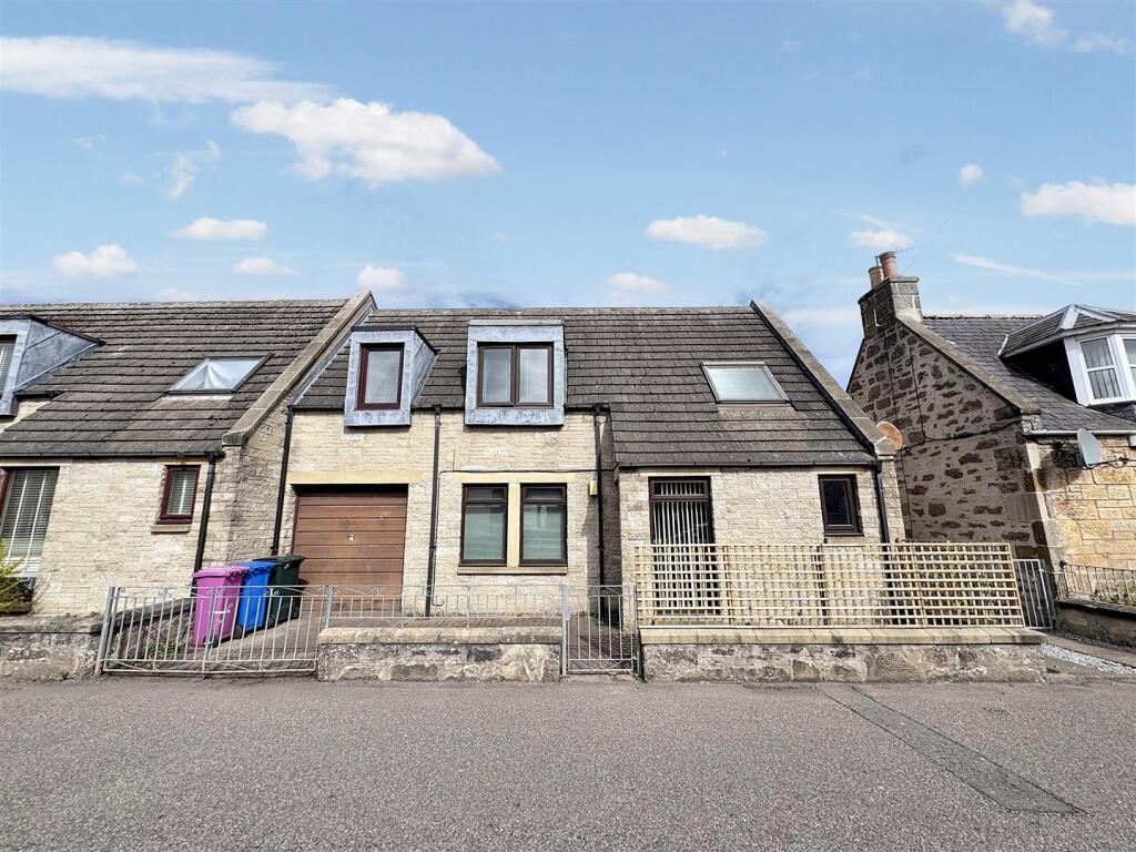 Main image of property: 11 Blantyre Place, Bishopmill, Elgin