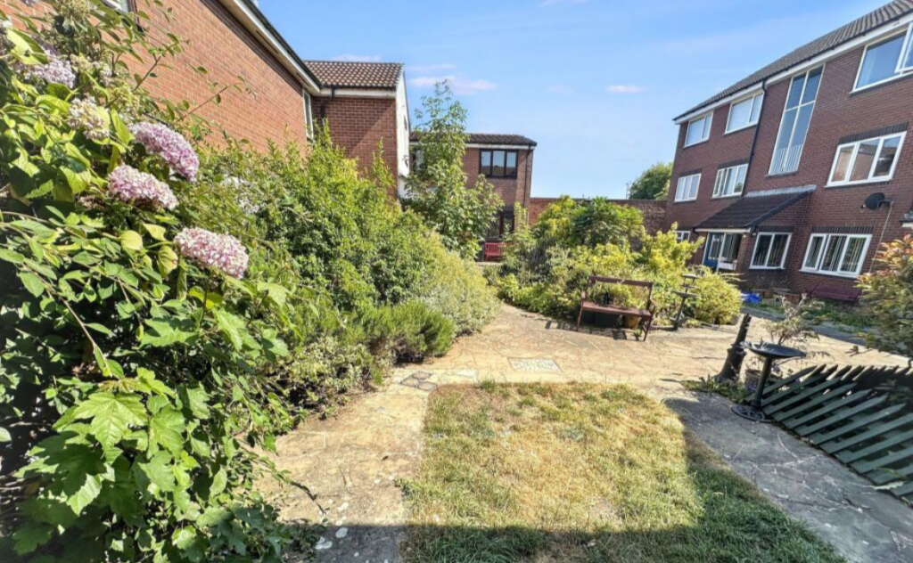 Property photo 8