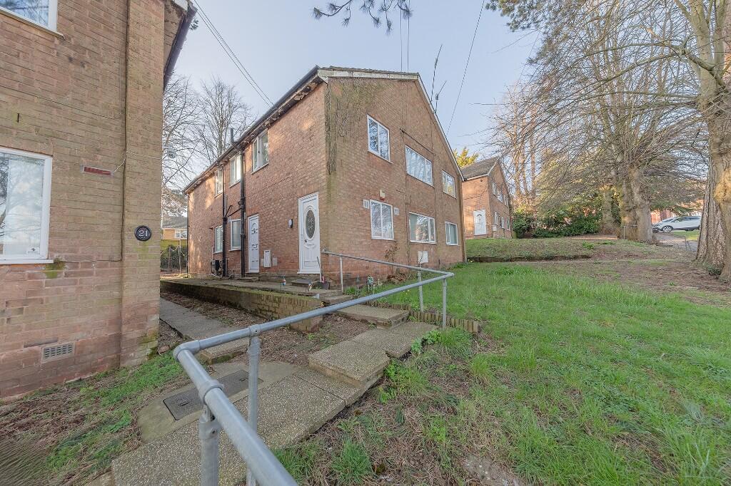 Main image of property: Ellerside Grove, Birmingham, B31