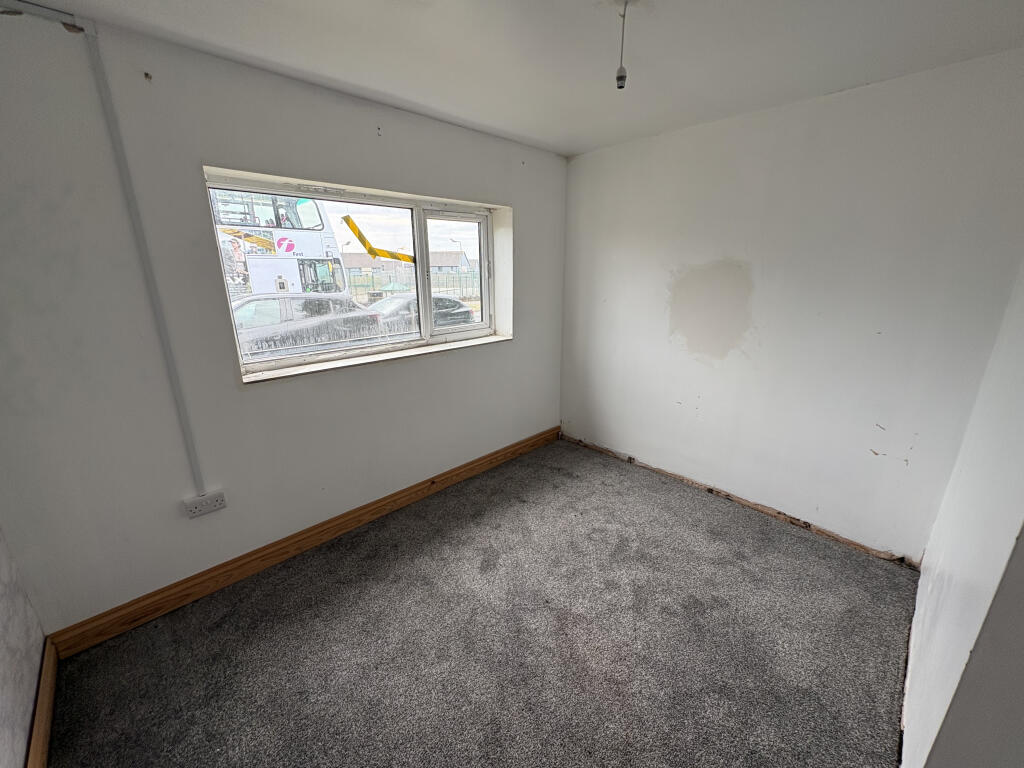 Apartment in Swansea - View 5