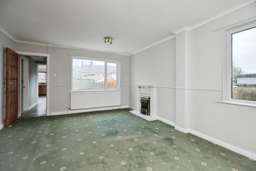 House in Llandudno, Holyhead - View 2