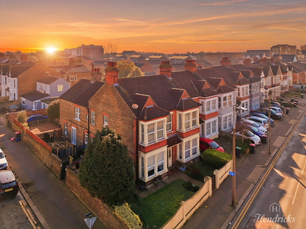 Main image of property: Bournemouth Park Road, Southend-on-sea, SS2 5
