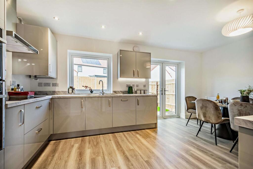 House in Semington, Little Marsh - View 4