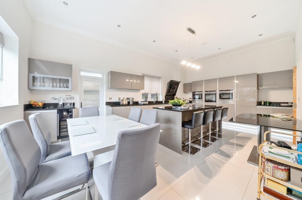 Main image of property: Hamilton Road, Ealing, London, W5