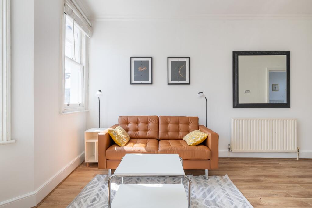Apartment in London - More