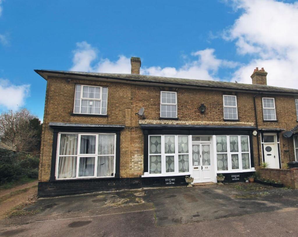 Main image of property: Park Lane, Blunham, MK44
