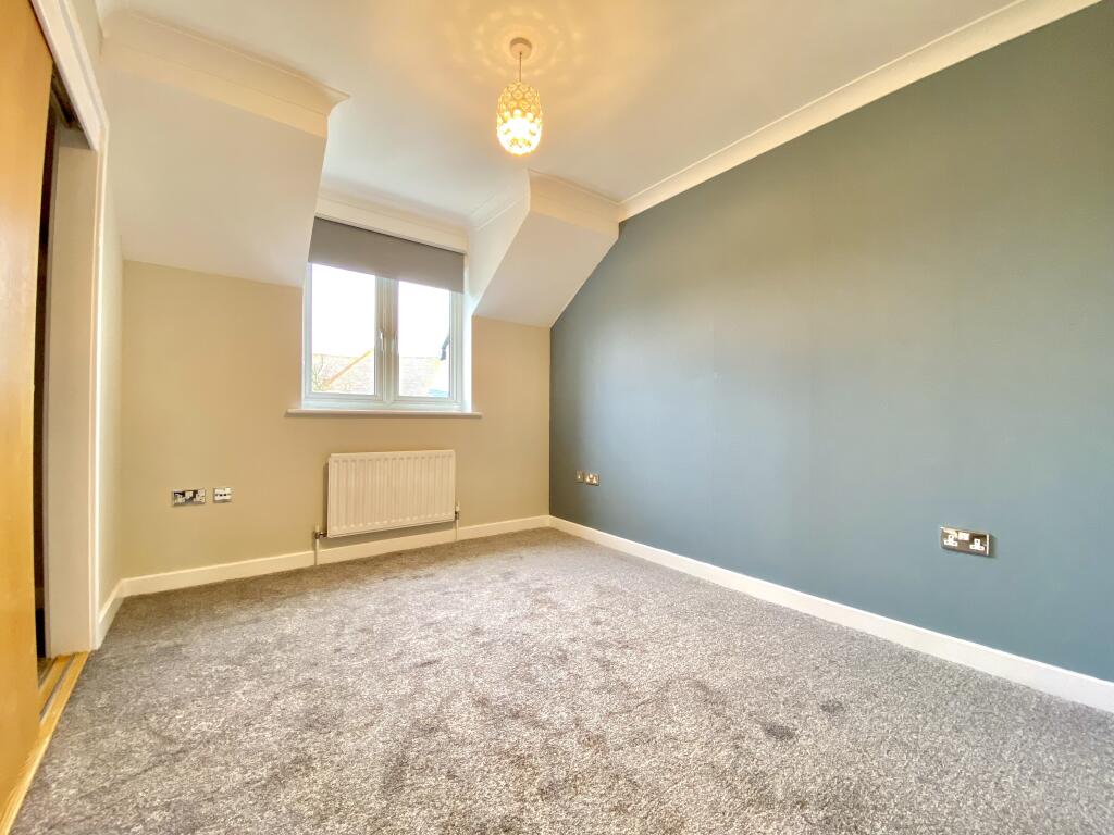 Apartment in Rochester - View 4