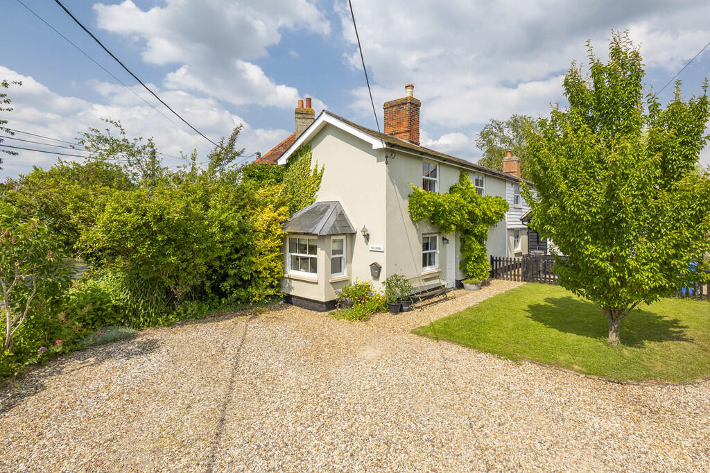 3-bed detached on Little Cornard, Sudbury, Suffolk, £399,995