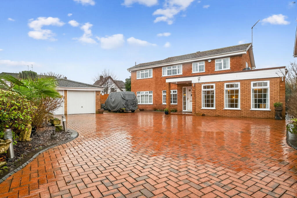 Main image of property: Windsor Gardens, Wolverhampton, WV8