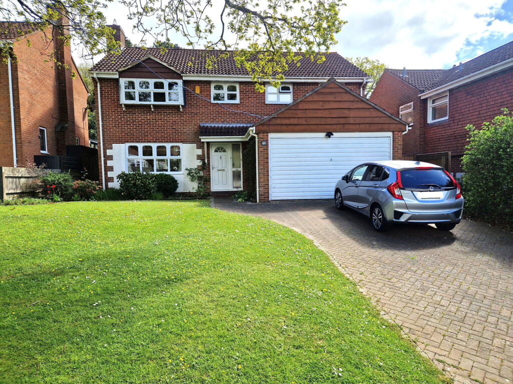 Main image of property: Canterbury Way, Exmouth, EX8 5QQ