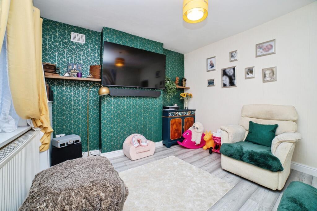 Ellesmere Avenue, Alfreton, Derbyshire, DE55 photo 3