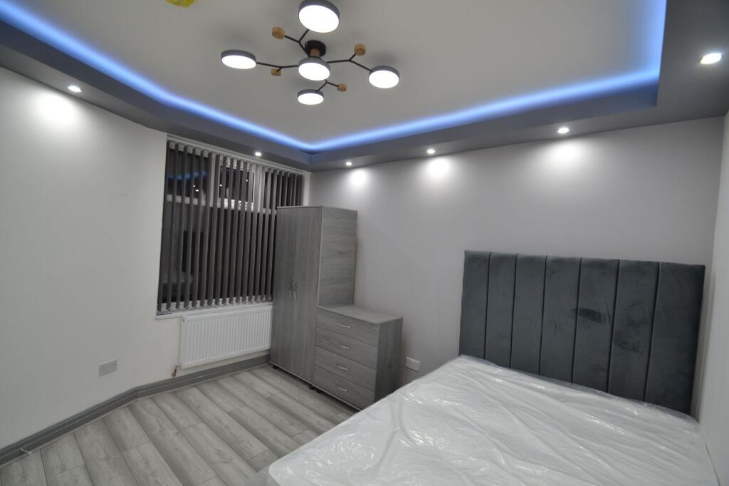 1 bedroom house share for rent