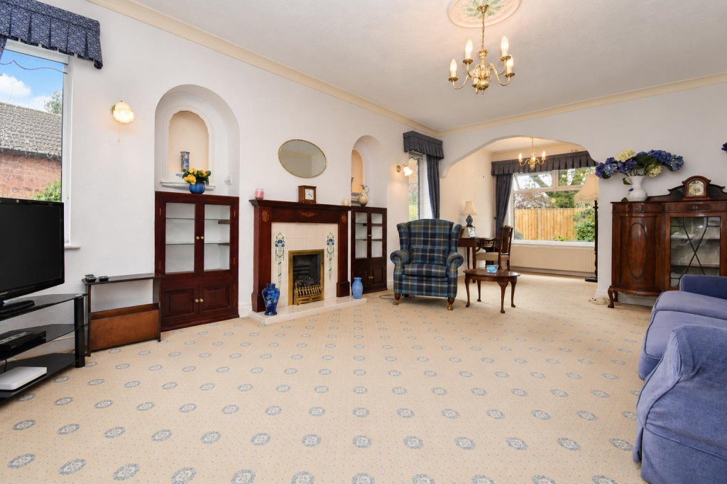 House in Hull - View 2
