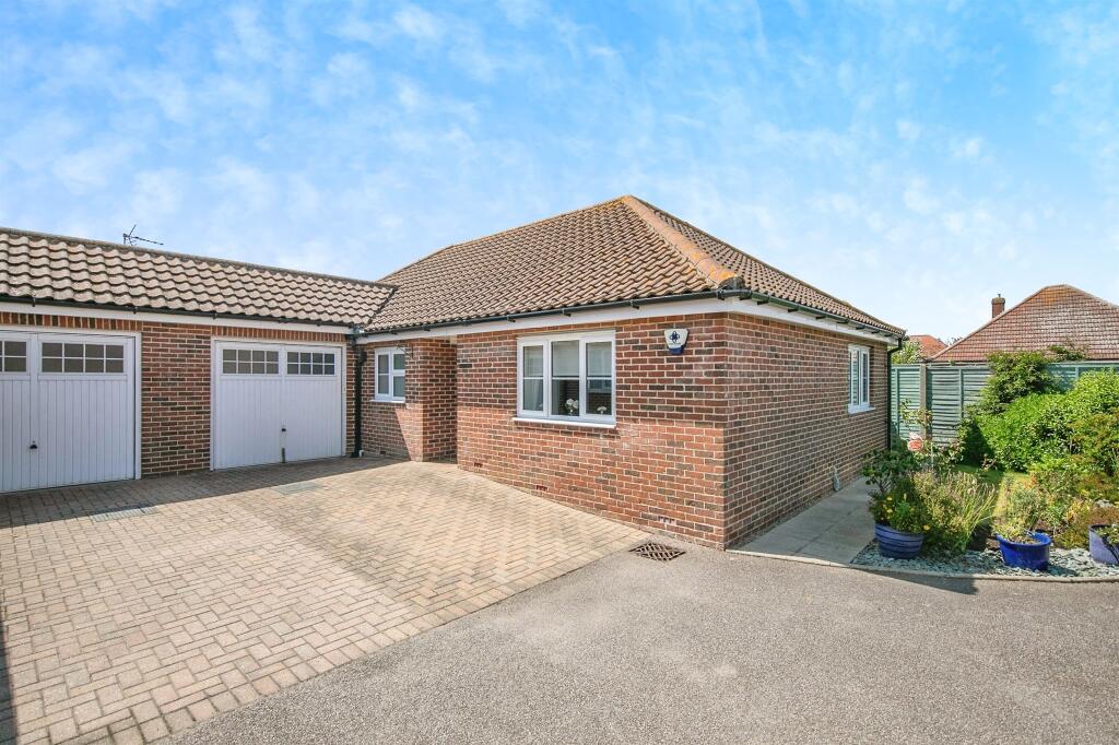 Main image of property: Dulwich Road, Holland-On-Sea, Clacton-On-Sea