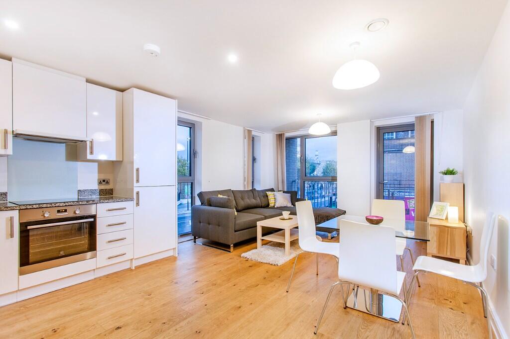Main image of property: Chesworth Court, Fulneck Place, London, E1