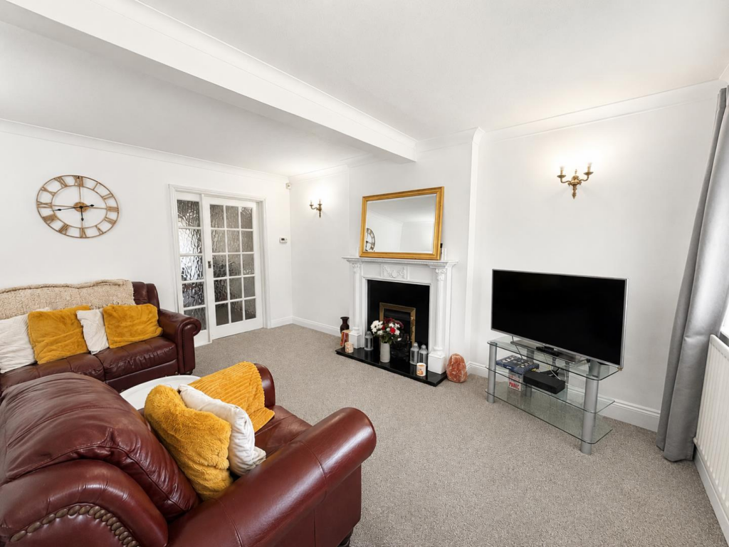 House in Boughton, Boughton Green, Kingsthorpe - View 2