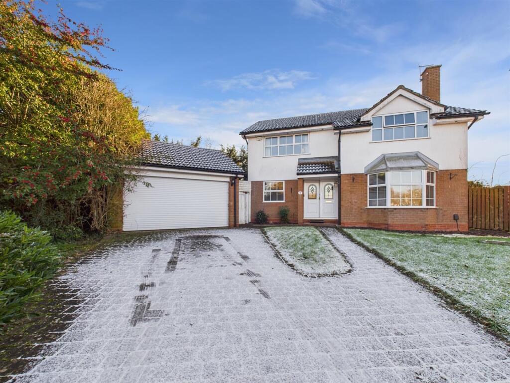 Main image of property: Hales Croft, Stoke Grange, Aylesbury