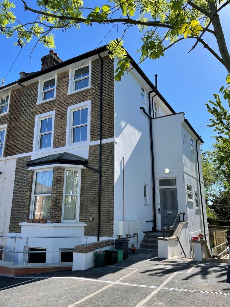 Main image of property: Versailles Road, London